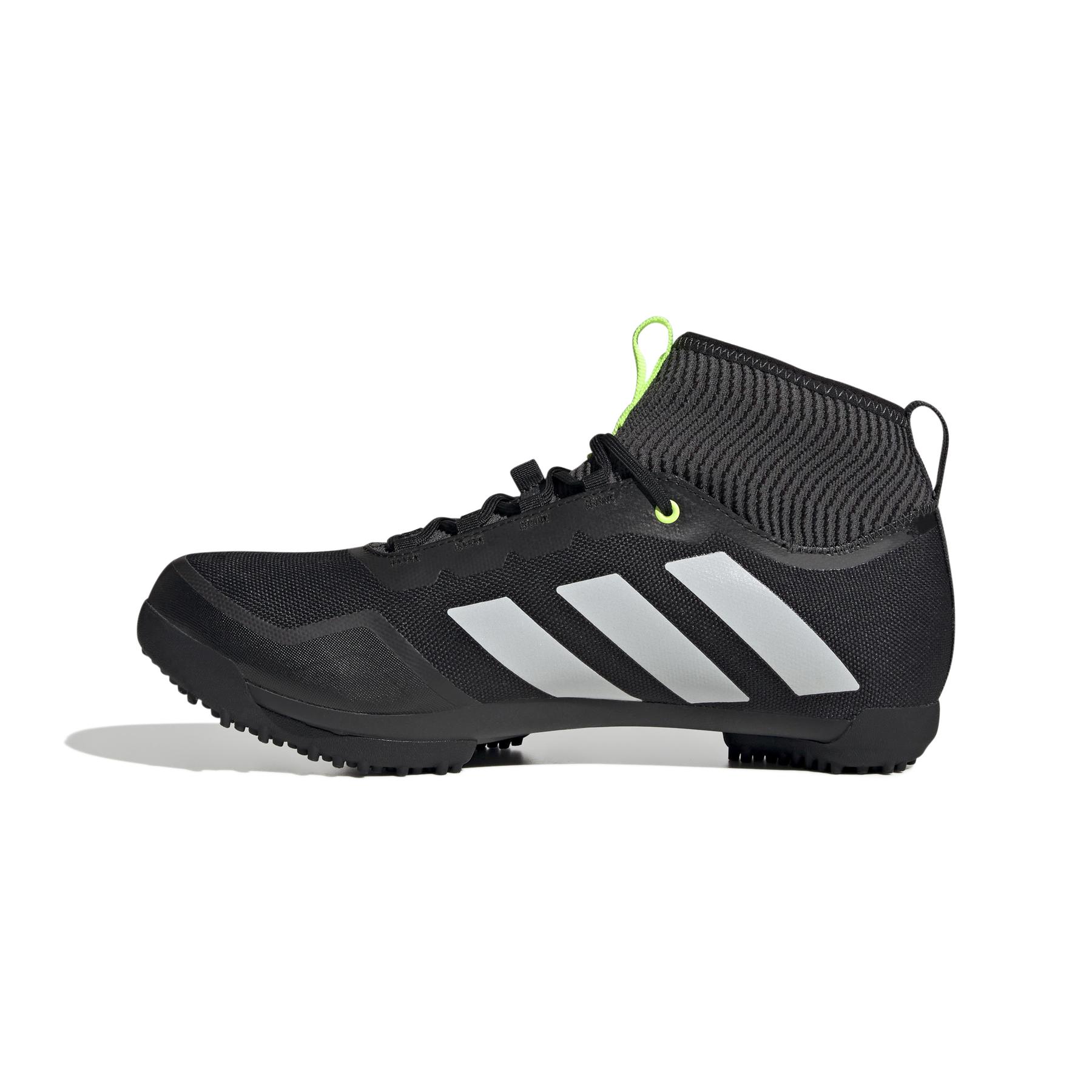 product/a/d/adidas_hq9034_5_footwear_photography_side_medial_center_view_white.jpg