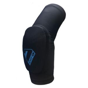7006-05-320-knee-pad-for-children-7idp-seven-transition-black-s-2-4-years