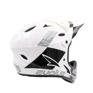 product/e/v/evolve_cqev1041_white-black_2.jpg