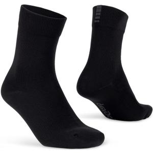 3018-01-161-lightweight-and-waterproof-socks-gripgrab-black