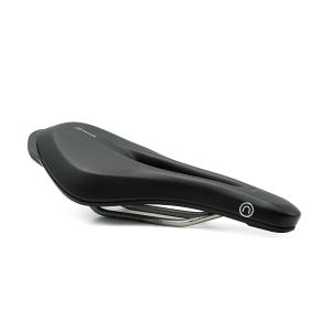 94f7dr0a05x37-saddle-saddle-royal-on-open-black
