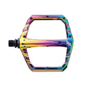 peti1009-pedals-title-connect-multicolour-105x111-mm
